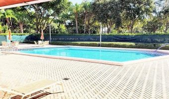 3101 N Country Club Dr 801, Aventura, FL 33180