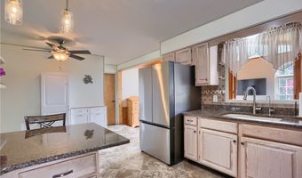 706 Hall Rd, Clay, PA 16001