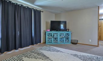 230 8th St, Adams, NE 68301