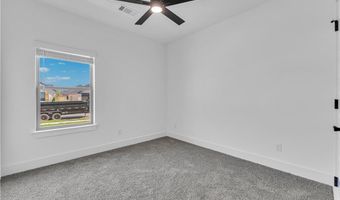 7001 SW Basswood Ave, Bentonville, AR 72713