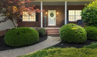 104 Shadows Lawn Dr, Athens, TN 37303