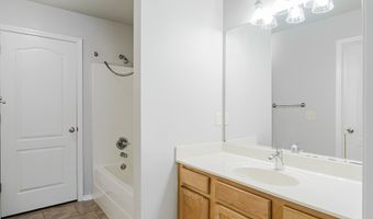3304 SW Deerfield Blvd 2, Bentonville, AR 72713