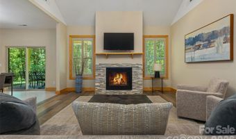 48 River Walk Dr, Asheville, NC 28804
