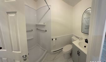 66 Nashville Rd J, Bethel, CT 06801