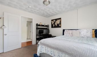 15 Birch Rd, Cumberland, RI 02864