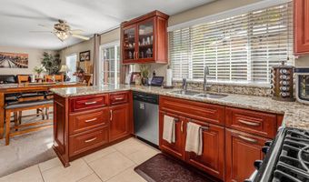 3910 Dorsie Ln, La Mesa, CA 91941