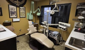 138 N Meridian St, Aberdeen, MS 39730