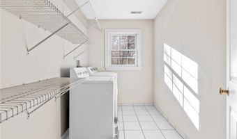 44 Azalea Ave, Exeter, RI 02822