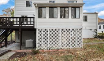 8463 MONARCH Ct, Annandale, VA 22003