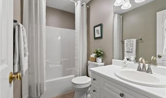 2428 UNIVERSITY Dr 403, Auburn, AL 36830