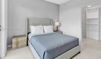 1120 98th St 403, Bay Harbor Islands, FL 33154
