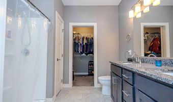 1105 Hunter Ct, Adel, IA 50003