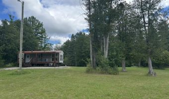 10645 N Main St, Rapid River, MI 49878