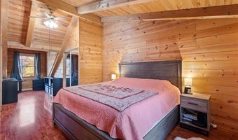 1671 Burns Ct, Austin, IN 47102