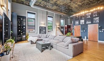 120 S 15th St 301, Airville, PA 15203