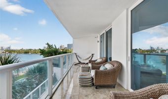 9821 E Bay Harbor Dr 402, Bay Harbor Islands, FL 33154