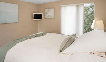 668 Indian Ave, Middletown, RI 02842