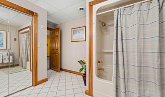 21580 Moonlight Bay Rd, Abingdon, VA 24211