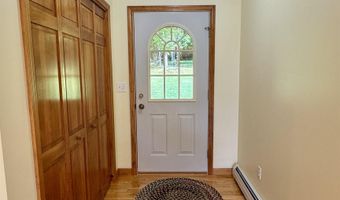 170 Sunrise Ave, Barton, VT 05822