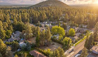 1920 NE 8th St, Bend, OR 97701