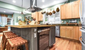 501 S MAIN St, Berlin, MD 21811