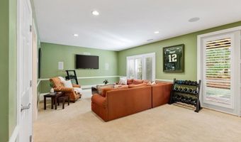 11 Swan Ln 11, Andover, MA 01810