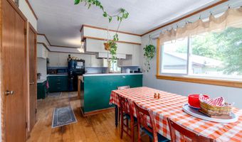 2443 E WISCONSIN Ave, Appleton, WI 54911