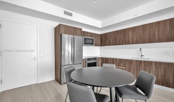2960 NE 207th St 1102, Aventura, FL 33180