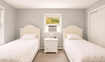 59 Smith Hill Rd, Airmont, NY 10952