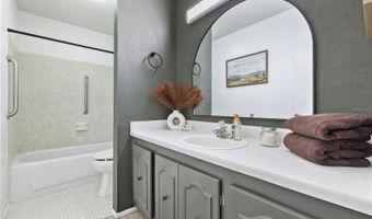 504 ORANGE Dr 11, Altamonte Springs, FL 32701