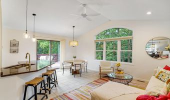 8606 FALKSTONE Ln, Alexandria, VA 22309