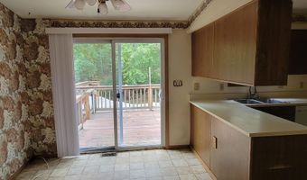 506 Forest Brook Dr, Absecon, NJ 08205