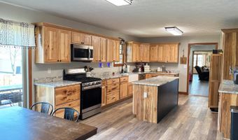 18555 Days Way Ln, Aurora, IN 47001