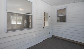 437 Chester Rd, Auburn, NH 03032