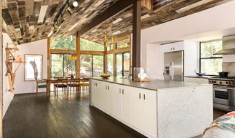9364 Edgewood Dr, La Mesa, CA 91941