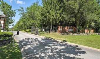 214 Wilcox Rd, Austintown, OH 44515