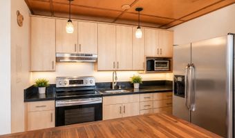 1617 Clark St 801, Honolulu, HI 96822