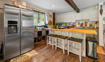 95 Noyes St, Bethlehem, NH 03574