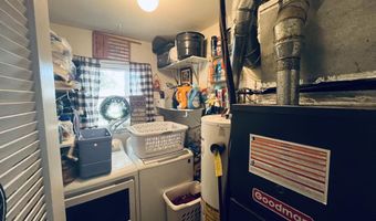 204 2nd St, Barnegat, NJ 08005