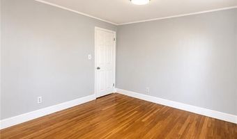 380 Farmington Ave 2R, Cranston, RI 02920