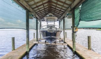435 Christi Ln, Biloxi, MS 39531