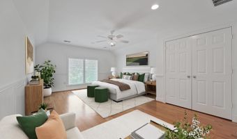 5517 MCKINLEY St, Bethesda, MD 20817