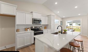 402 NE 59th St, Ankeny, IA 50021