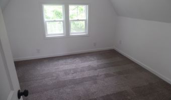 19 S Lester St, Bloomfield, IN 47424
