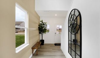 4382 Red Pine Dr, Bargersville, IN 46106