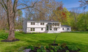 56 Carroll St, Falmouth, ME 04105