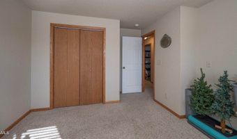 3616 Southridge Ln, Bismarck, ND 58504