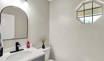 7589 Fox Tail Cir, Avon, IN 46123