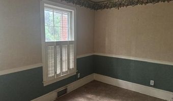 102 Pembroke Ave S, Ahoskie, NC 27910