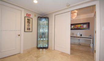 20201 E Country Club Dr 901, Aventura, FL 33180